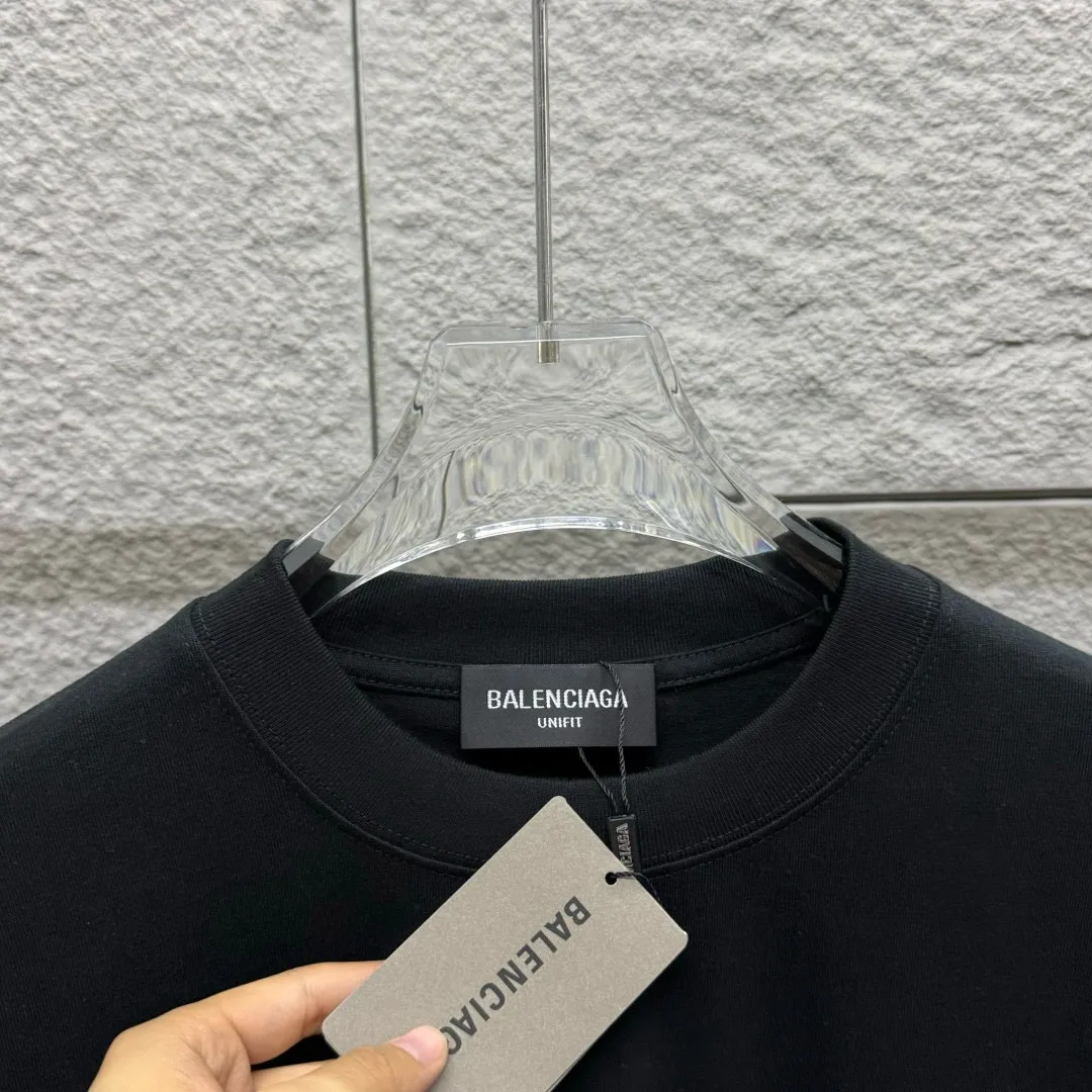 BALENCI*GA 2025 New Arrival Classic logo T Same Style ：Black White Size： S （90-130 ） M （120-150 ） L （140-165 ） XL （160-180 ） XXL （180-210 ）